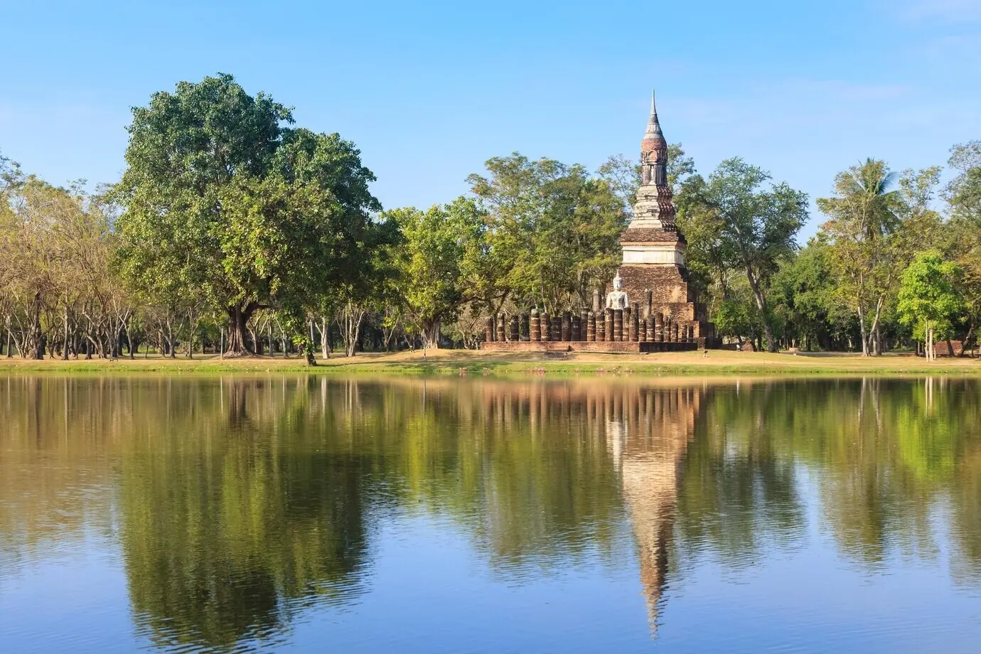 Wat Traphang Ngoen im Historischen Park Shukhothai, Thailand